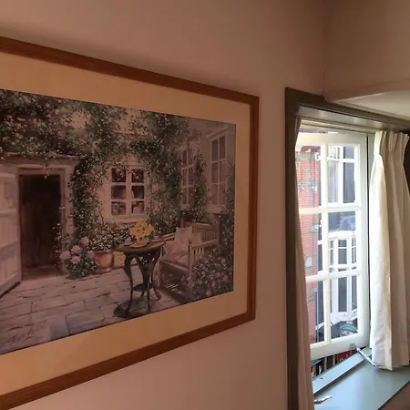 Apartment Pearl Of The Hague